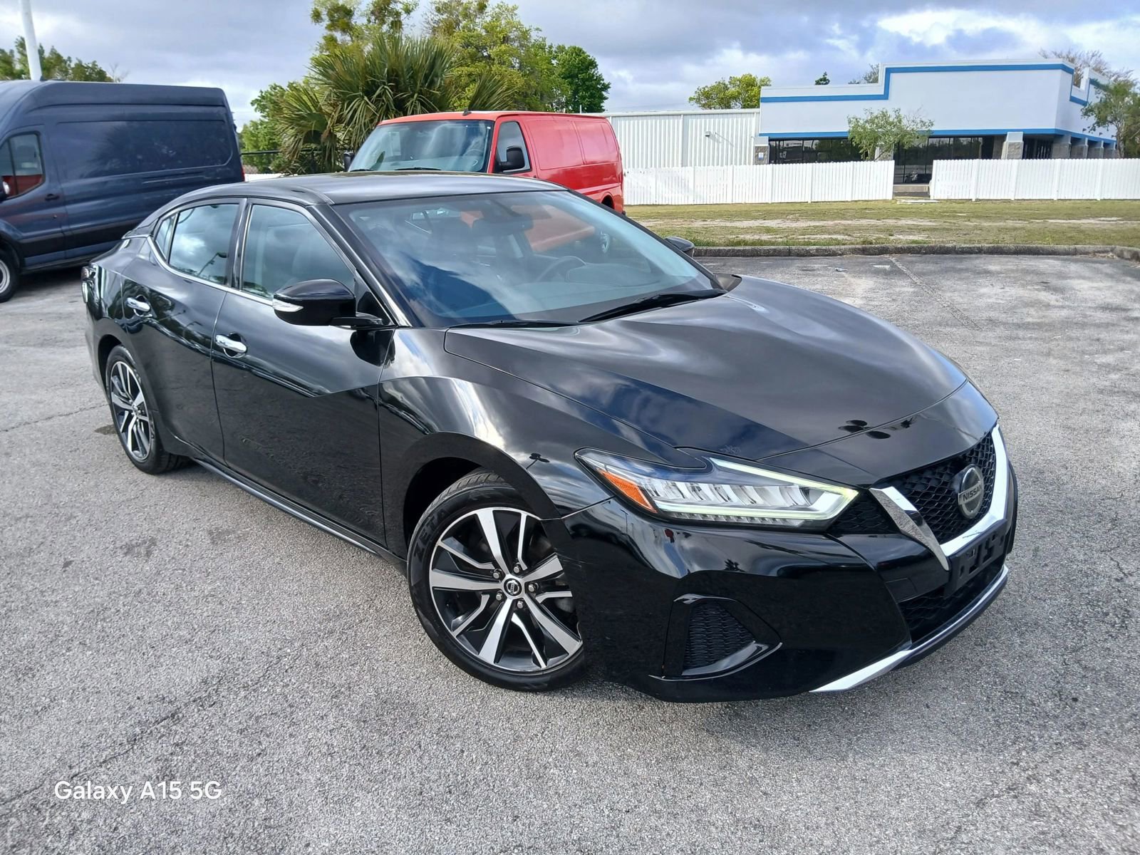 Used 2019 Nissan Maxima 3.5 SV w/ Floor Mat Group FWD image 1