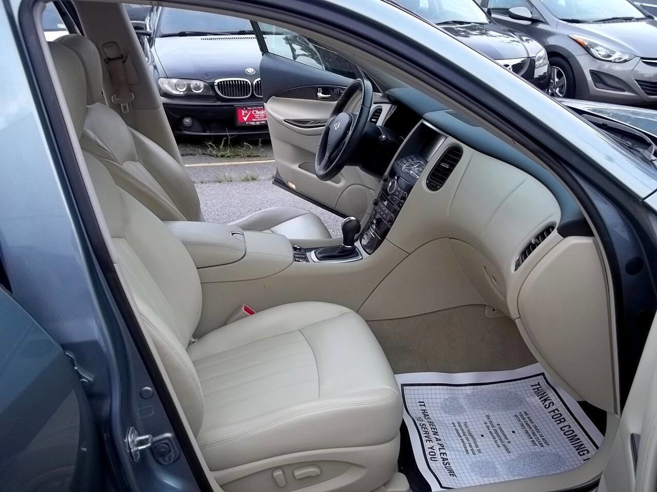 Used 2016 INFINITI QX50 AWD w/ Premium Plus Package image 10