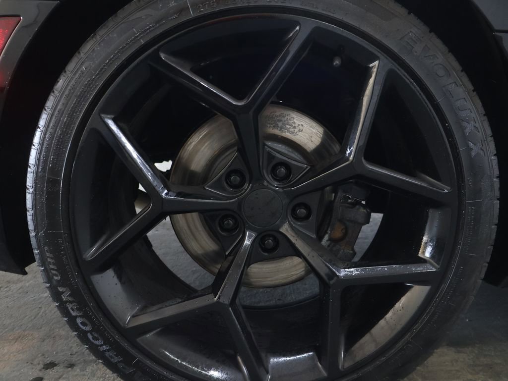 Used 2019 Chevrolet Camaro LS image 28