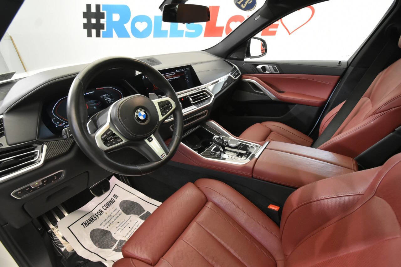 Used 2021 BMW X6 M50i w/ Premium Package image 12