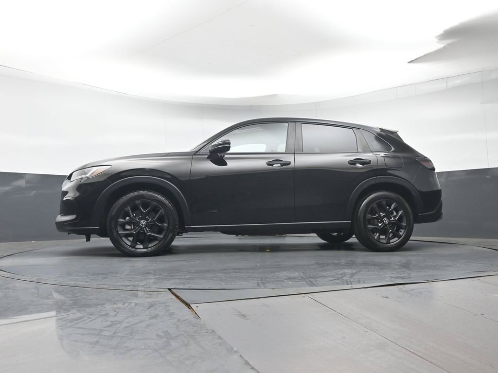 Used 2025 Honda HR-V Sport image 28