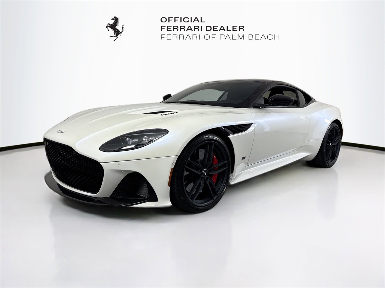 Used 2019 Aston Martin DBS Superleggera image 3