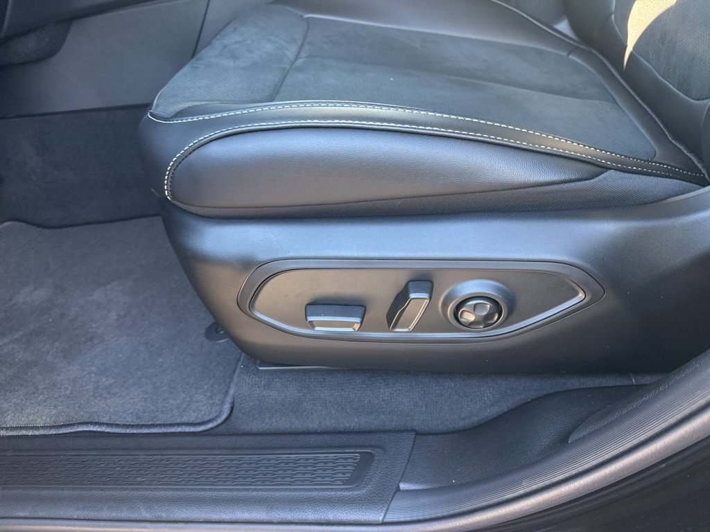 New 2025 Jeep Grand Cherokee L Altitude image 32