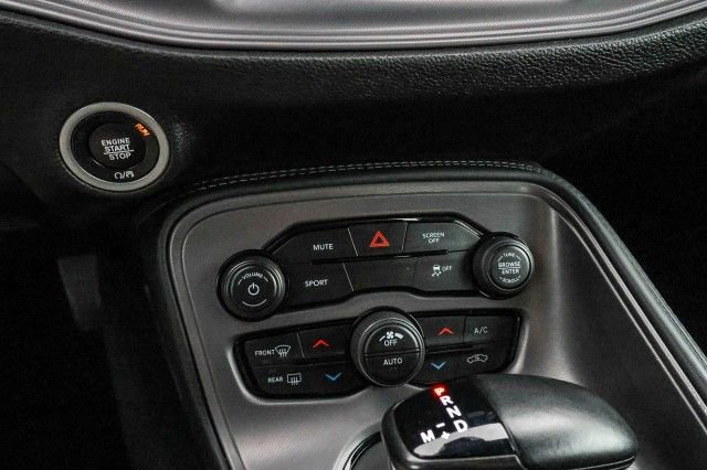 Used 2023 Dodge Challenger SXT image 37