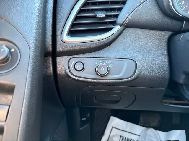 Used 2018 Chevrolet Trax LS image 10