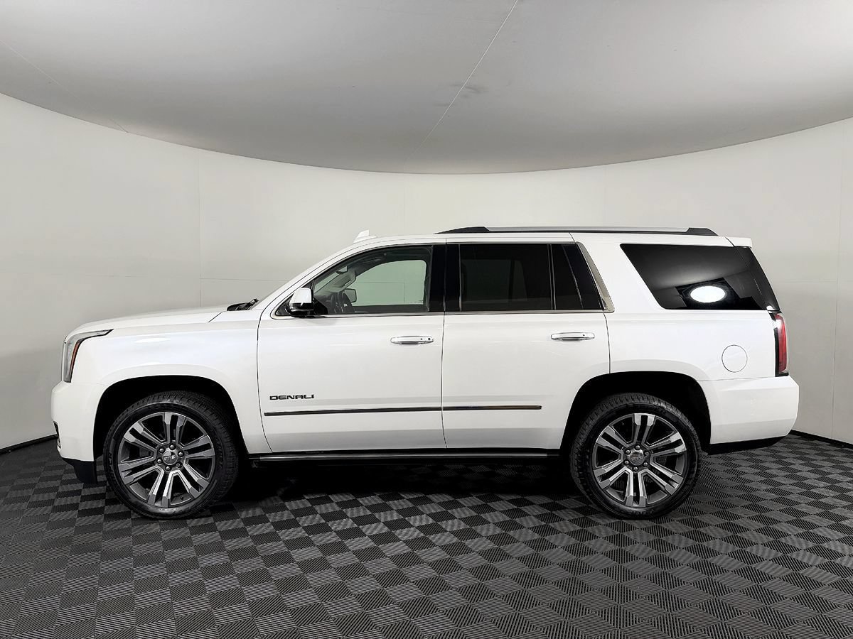 Used 2019 GMC Yukon Denali w/ Denali Ultimate Package AWD/4WD image 18