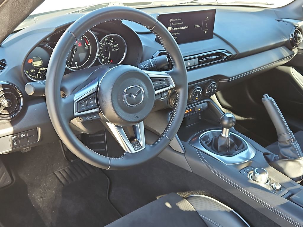 Used 2024 MAZDA MX-5 Miata Club w/ Brembo/BBS Recaro Package image 17