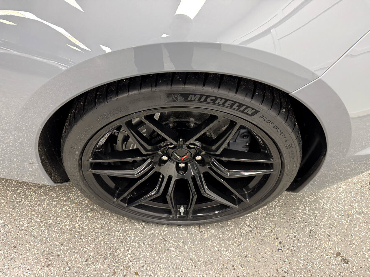Used 2024 Chevrolet Corvette Z06 w/ Z07 Performance Package image 29