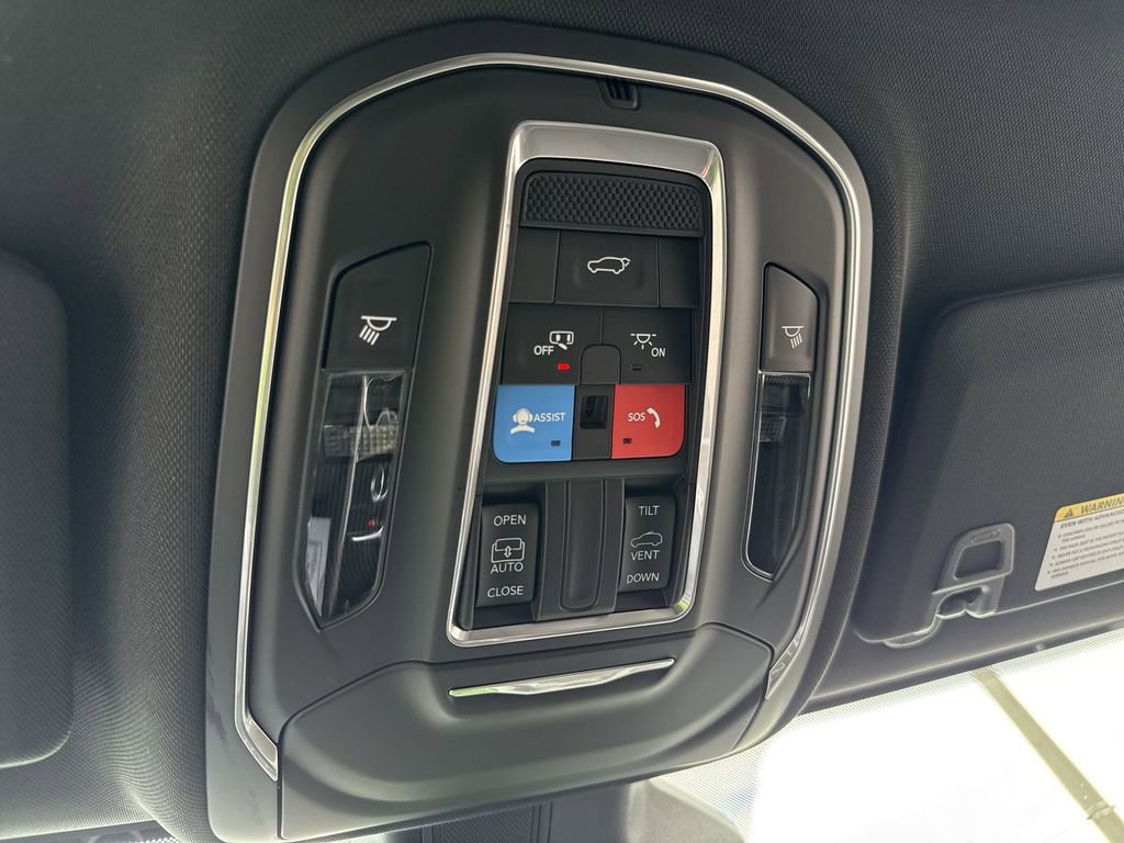 New 2025 Jeep Grand Cherokee L Laredo w/ Luxury Tech Group I image 16