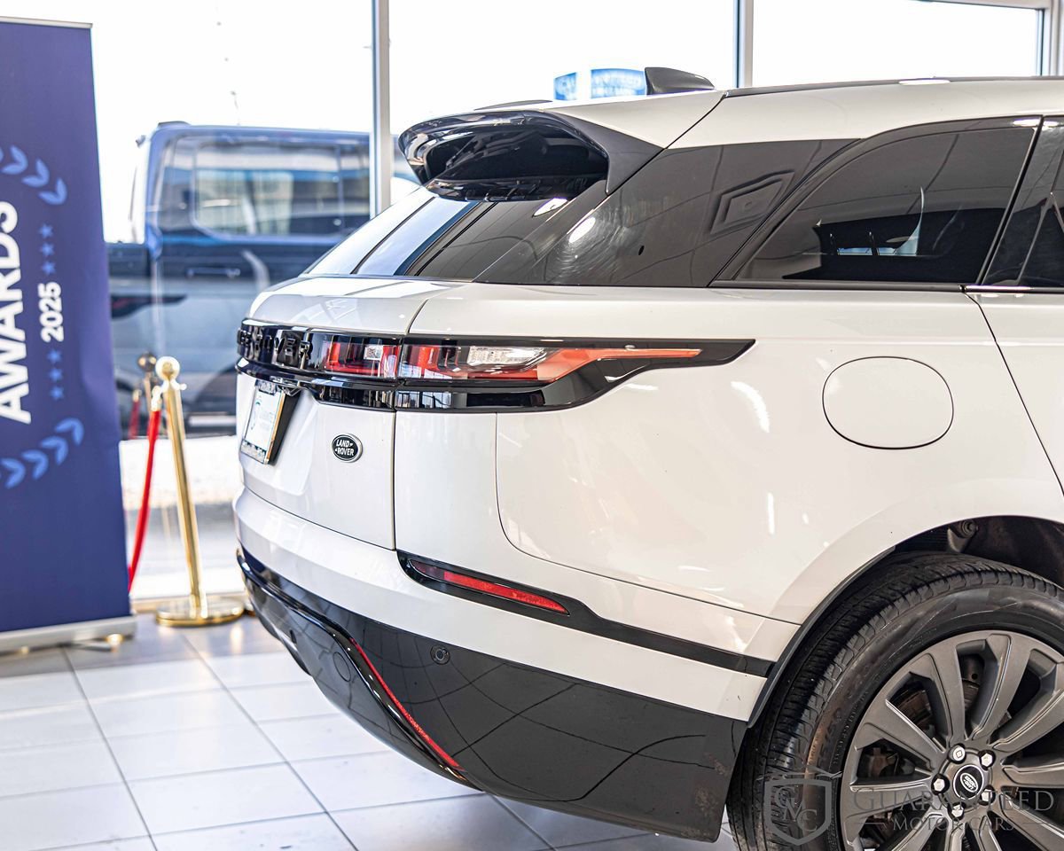 Used 2022 Land Rover Range Rover Velar R-Dynamic S AWD/4WD image 12
