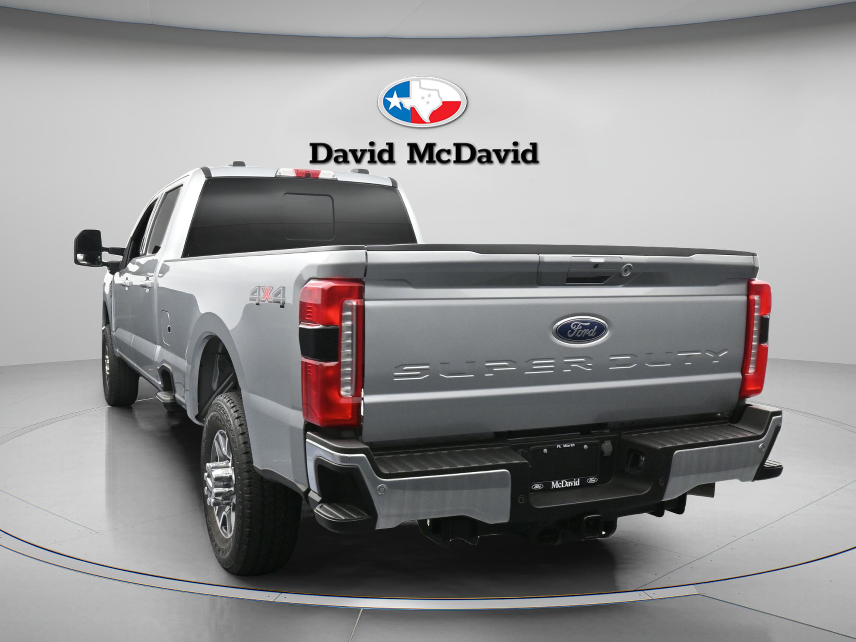 Used 2024 Ford F350 Lariat image 7