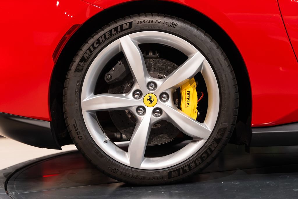 Certified 2023 Ferrari Portofino M image 15