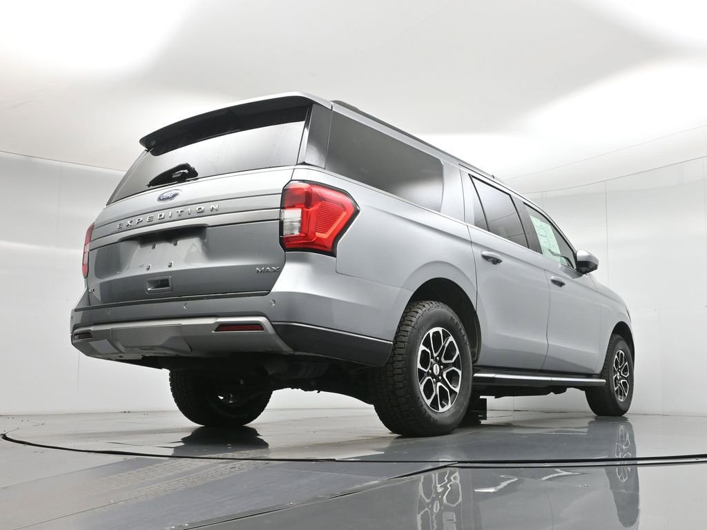 Used 2023 Ford Expedition Max XLT image 51