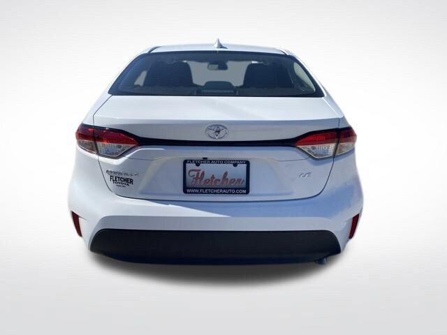 New 2027 Toyota Corolla LE FWD image 3