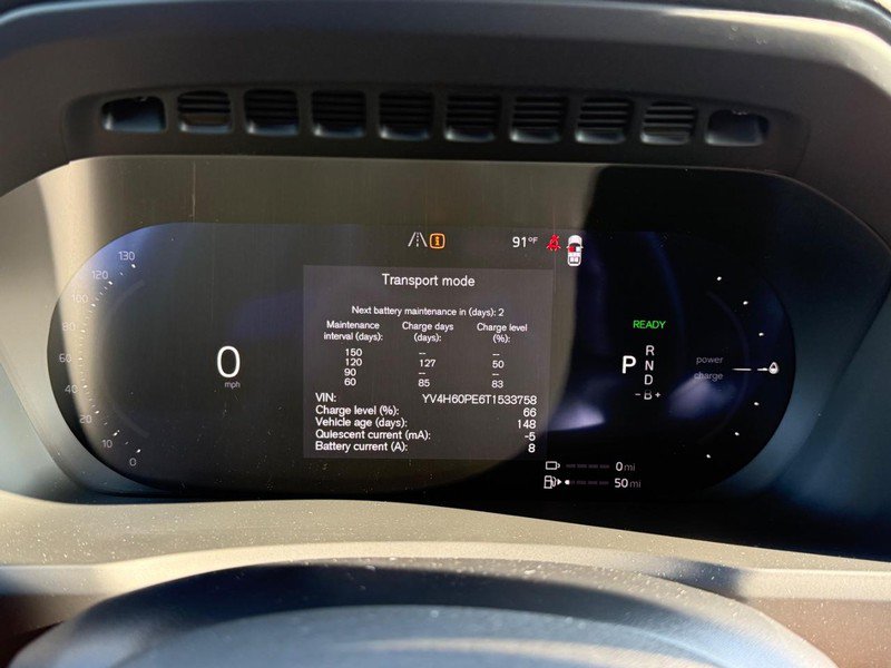 New 2026 Volvo XC90 T8 Plus w/ Protection Package Premier AWD/4WD image 16