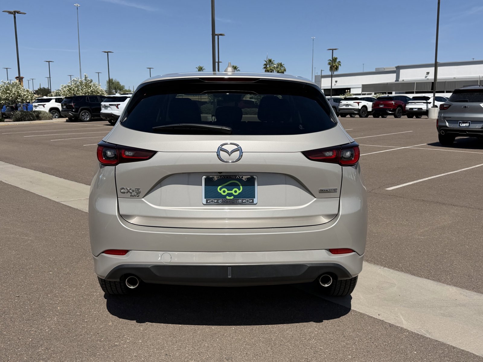 Used 2025 MAZDA CX-5 AWD 2.5 S w/ Select Package image 4