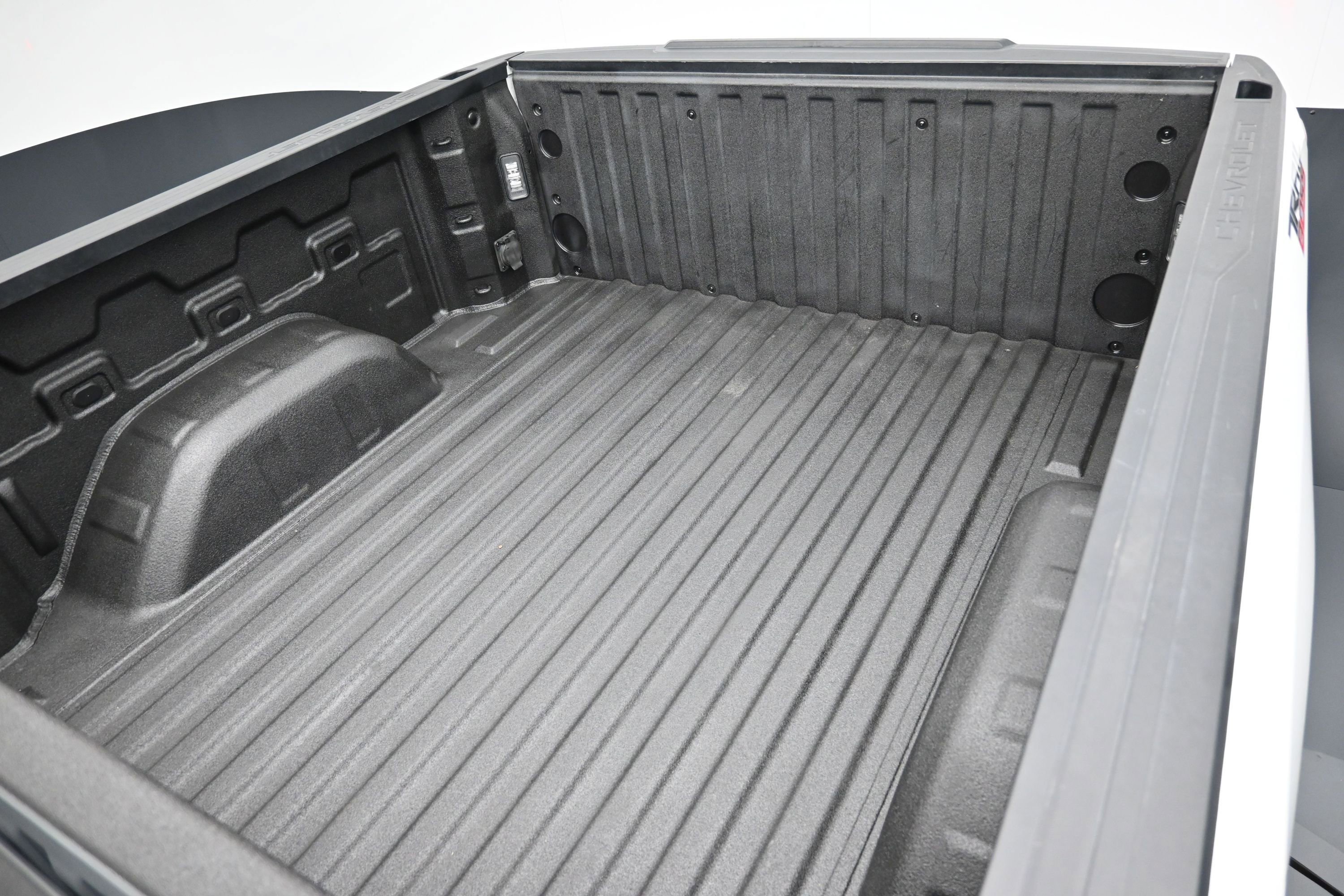 Used 2022 Chevrolet Silverado 1500 LT Trail Boss w/ LT Trail Boss Premium Package AWD/4WD image 43