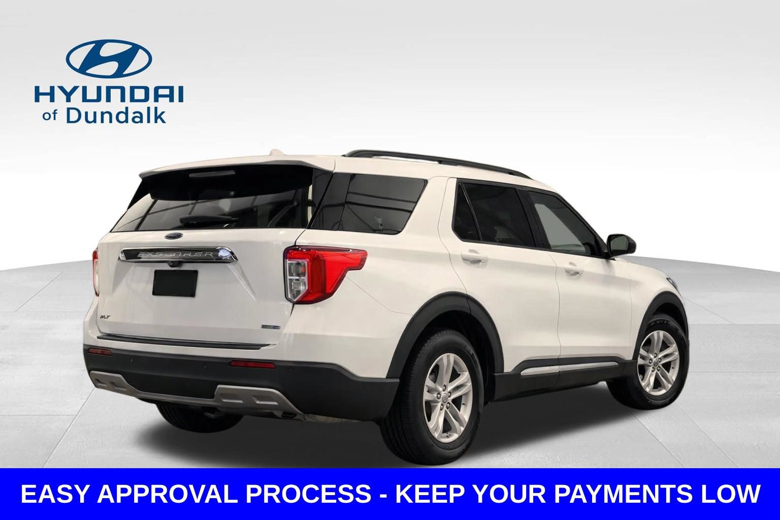 Used 2020 Ford Explorer XLT w/ Equipment Group 202A AWD/4WD image 2