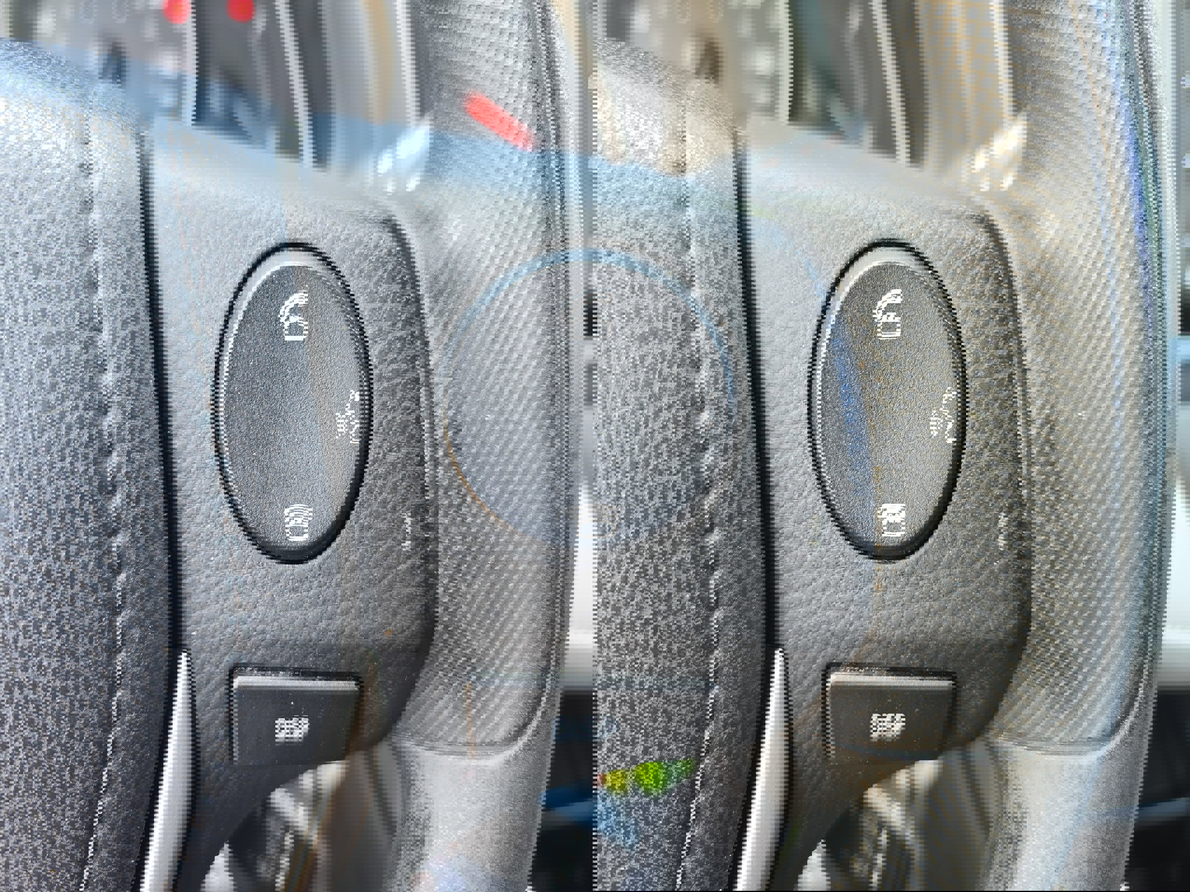 Used 2014 Toyota RAV4 XLE image 19