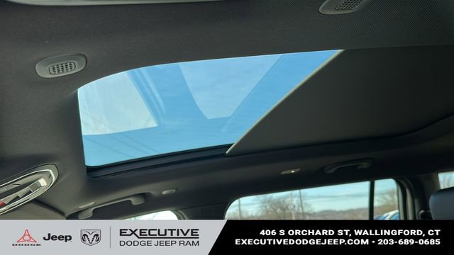 New 2026 Jeep Grand Cherokee L Limited AWD/4WD image 10