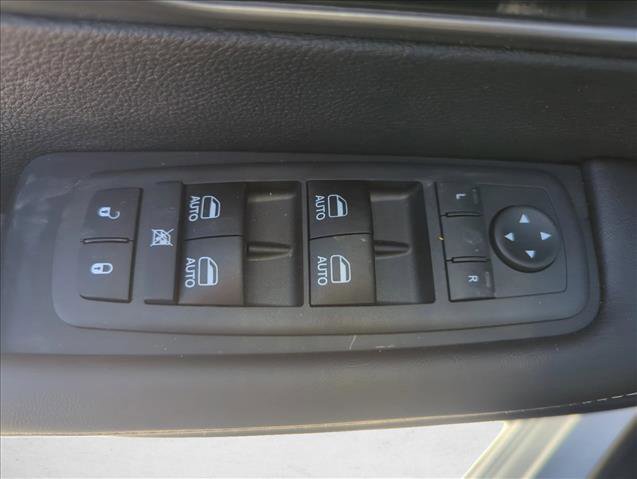 New 2026 Chrysler Pacifica Select w/ S Appearance Package image 18