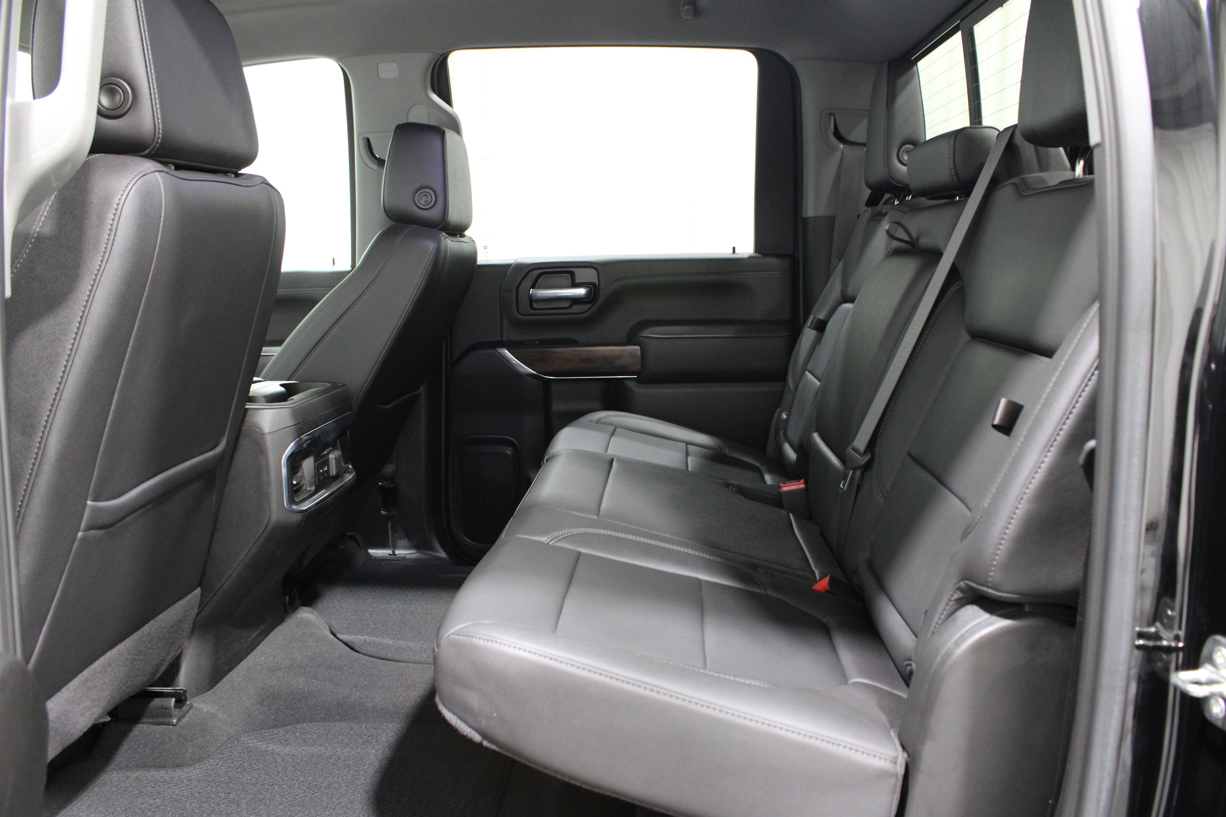 Used 2022 GMC Sierra 2500 SLT w/ SLT Premium Package image 25