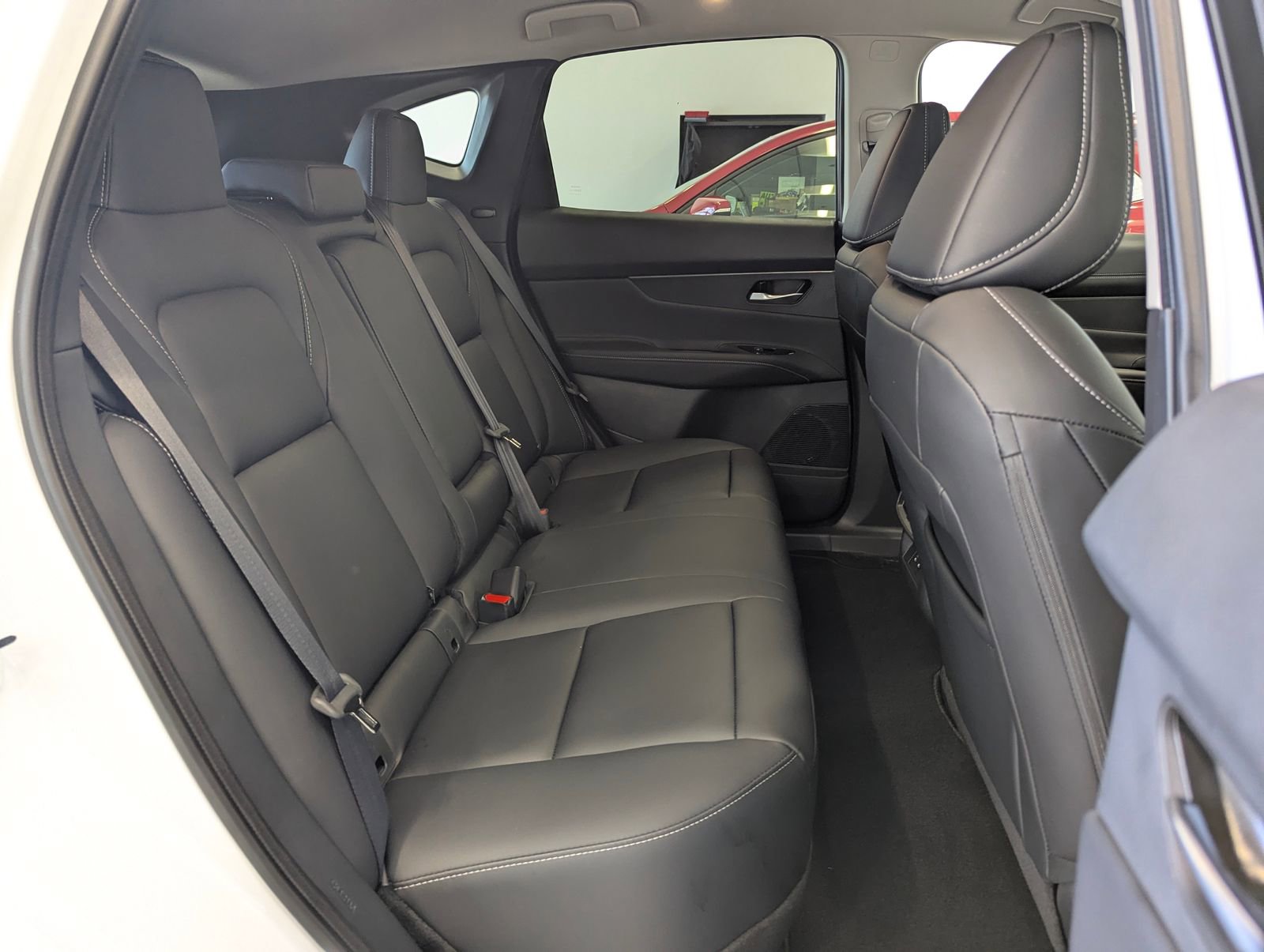 New 2025 Nissan Murano SV AWD/4WD image 15