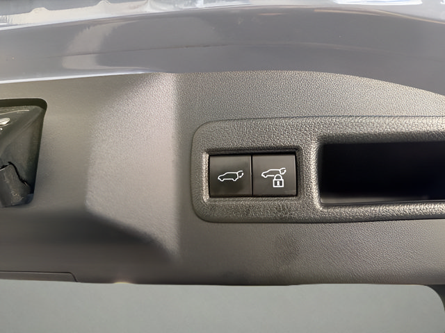 Certified 2023 Subaru Solterra AWD image 38