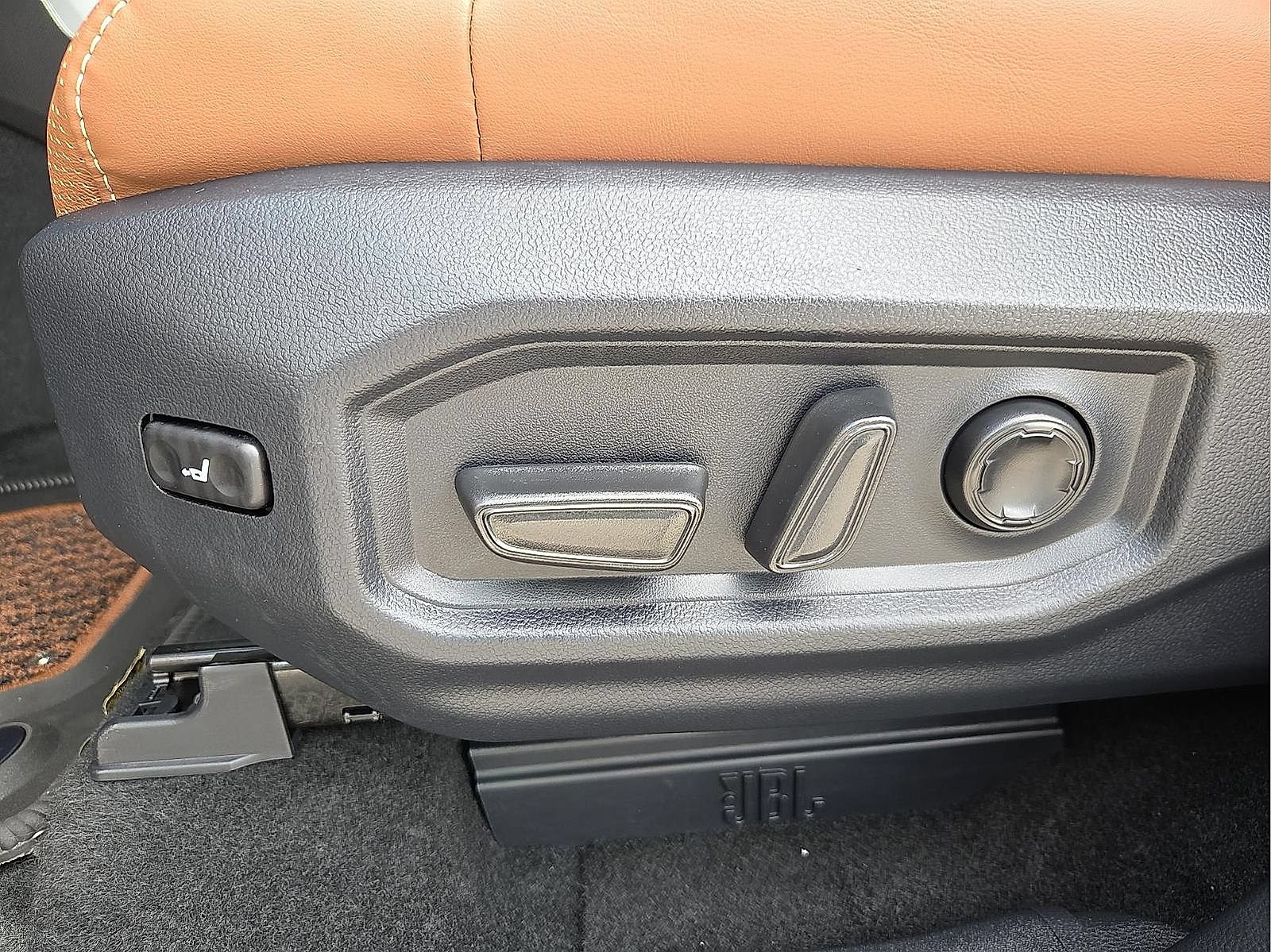 Used 2025 Toyota Tundra 1794 Edition AWD/4WD image 15