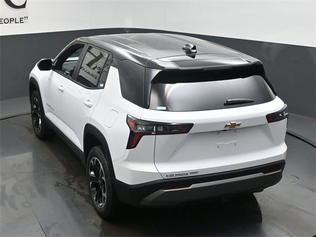 New 2026 Chevrolet Equinox LT w/ Convenience Package II image 19