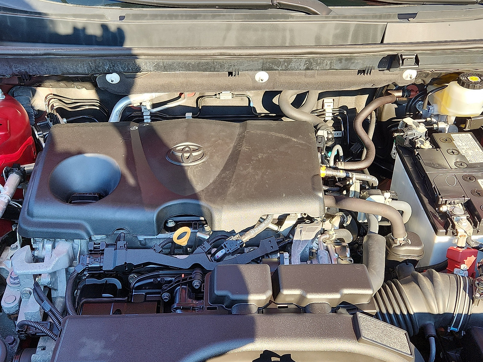 Used 2021 Toyota RAV4 XLE image 27