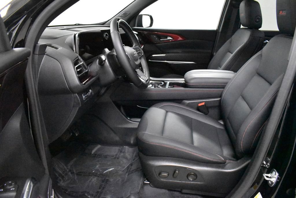 Used 2024 Chevrolet Traverse Z71 w/ Enhanced Driving Package AWD/4WD image 12