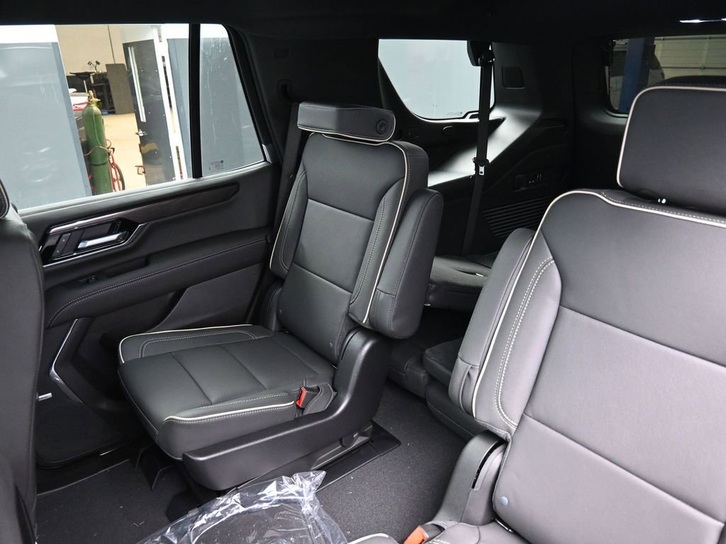 New 2026 GMC Yukon Elevation image 28