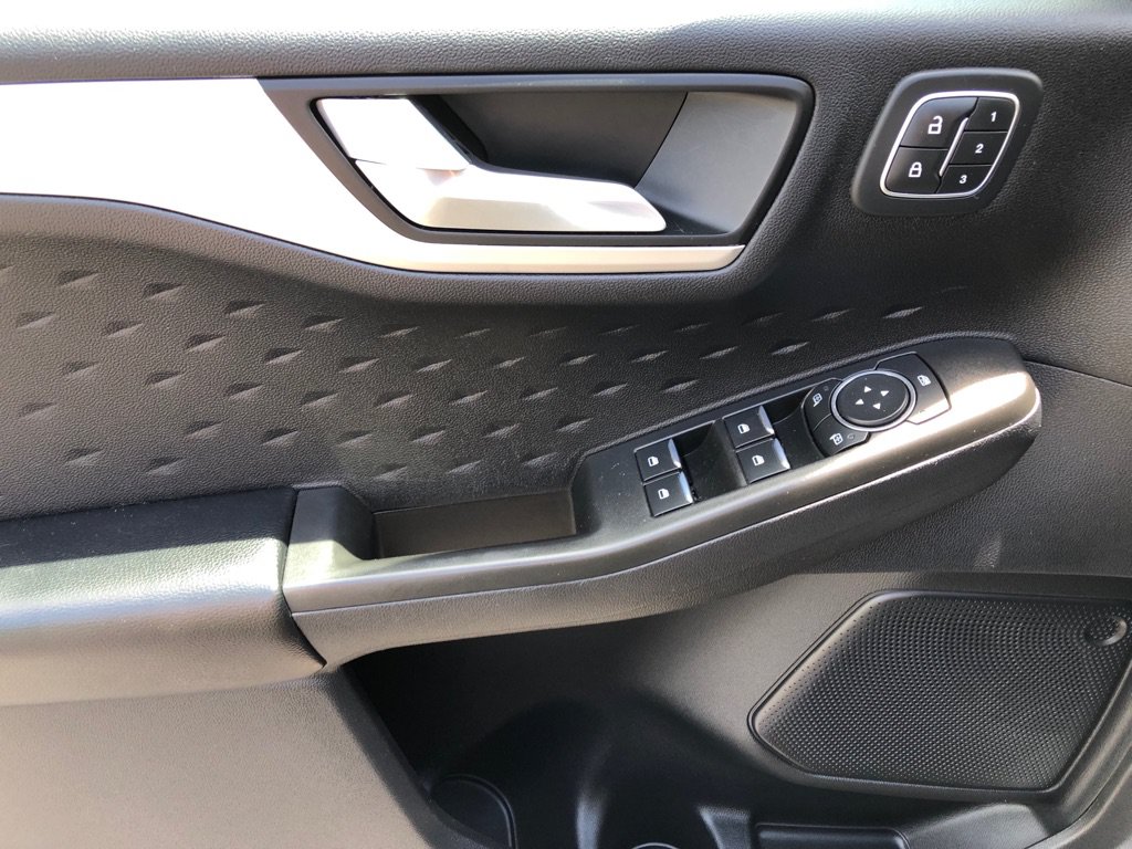 Used 2020 Ford Escape SEL AWD/4WD image 18