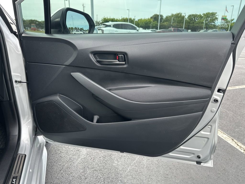 Certified 2024 Toyota Corolla LE FWD image 10