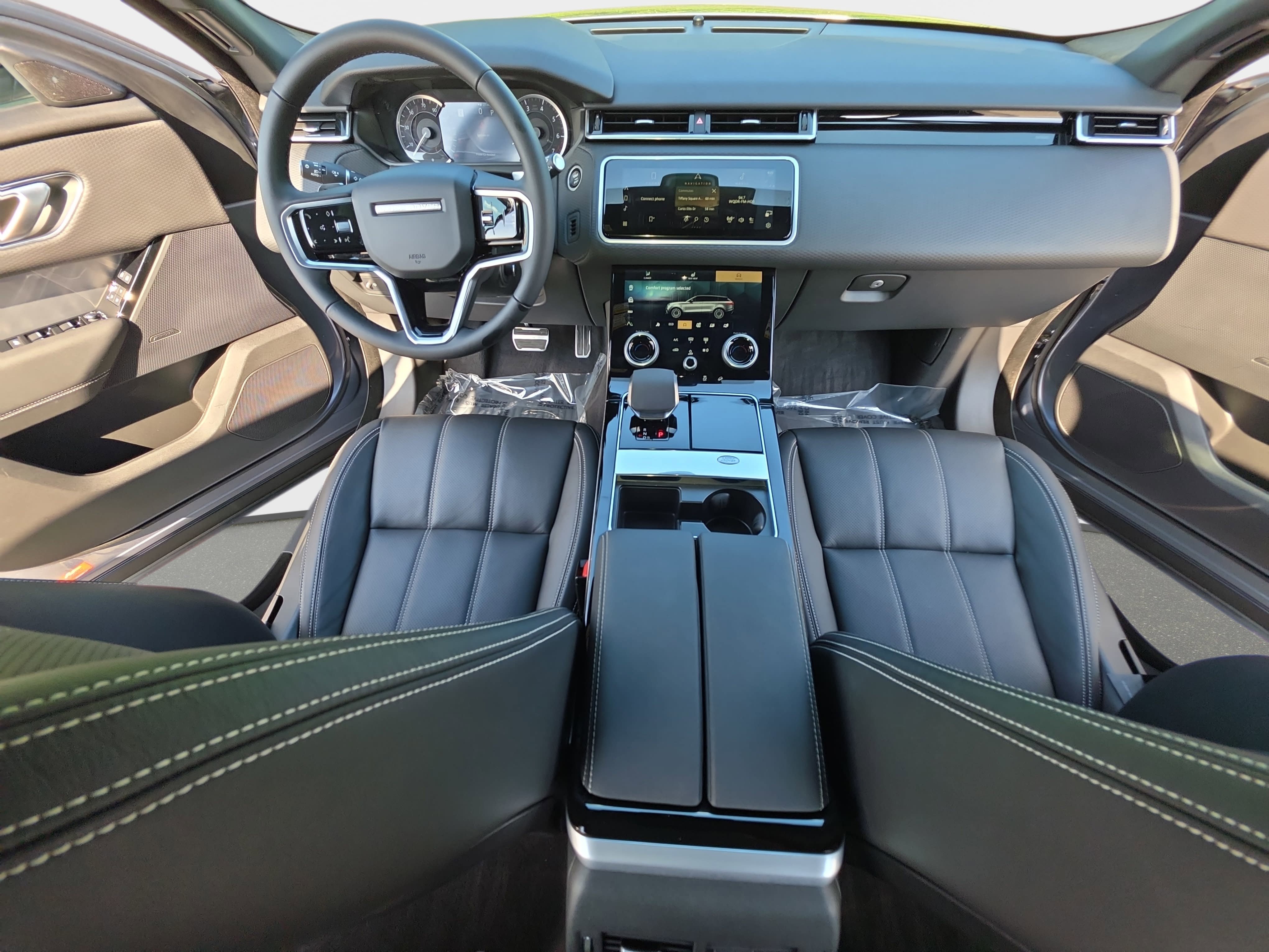 Used 2023 Land Rover Range Rover Velar R-Dynamic S AWD/4WD image 9