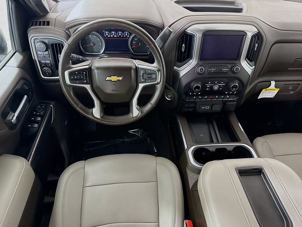 Used 2022 Chevrolet Silverado 2500 LTZ AWD/4WD image 3