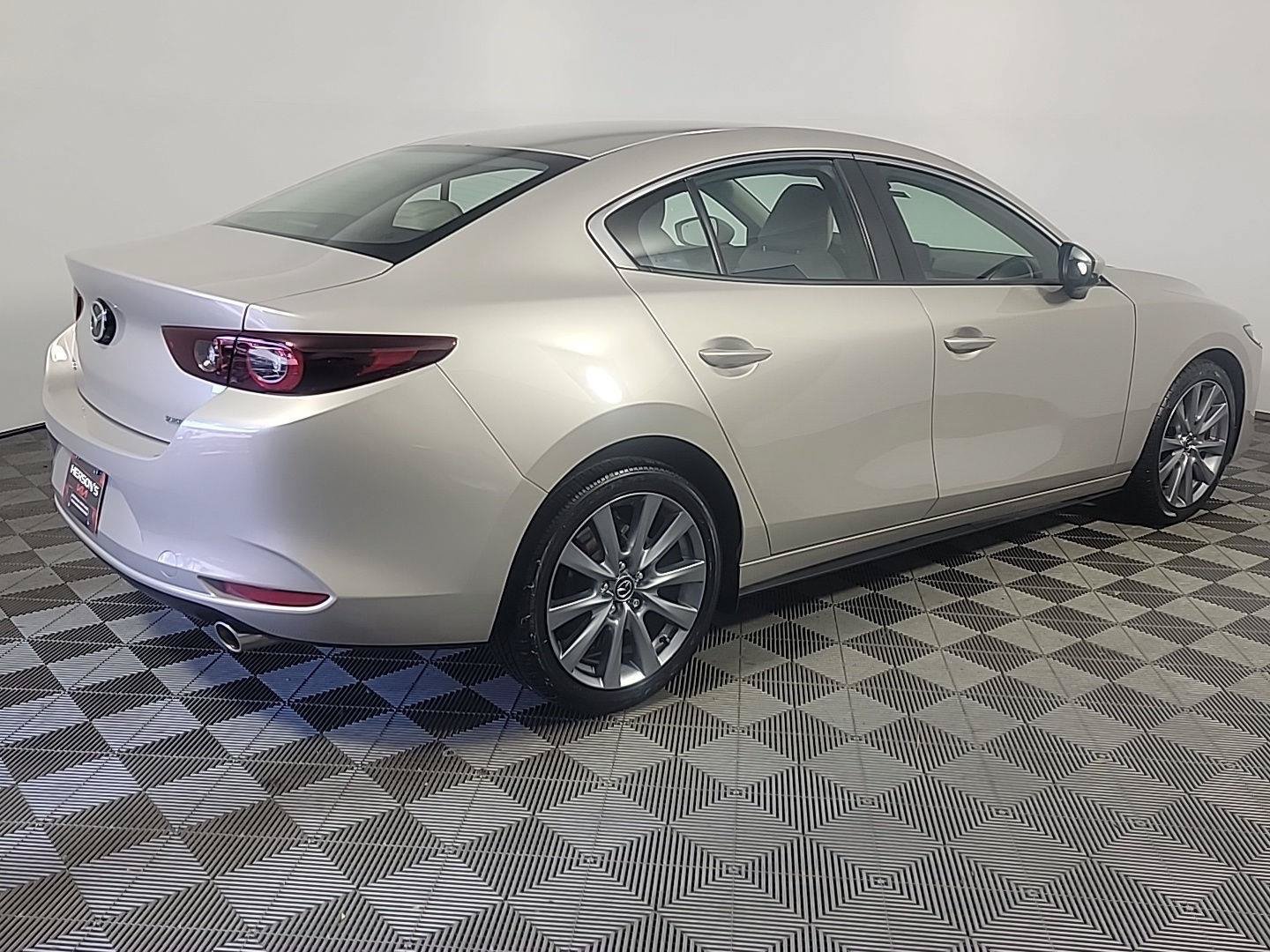 Used 2023 MAZDA MAZDA3 s FWD image 4