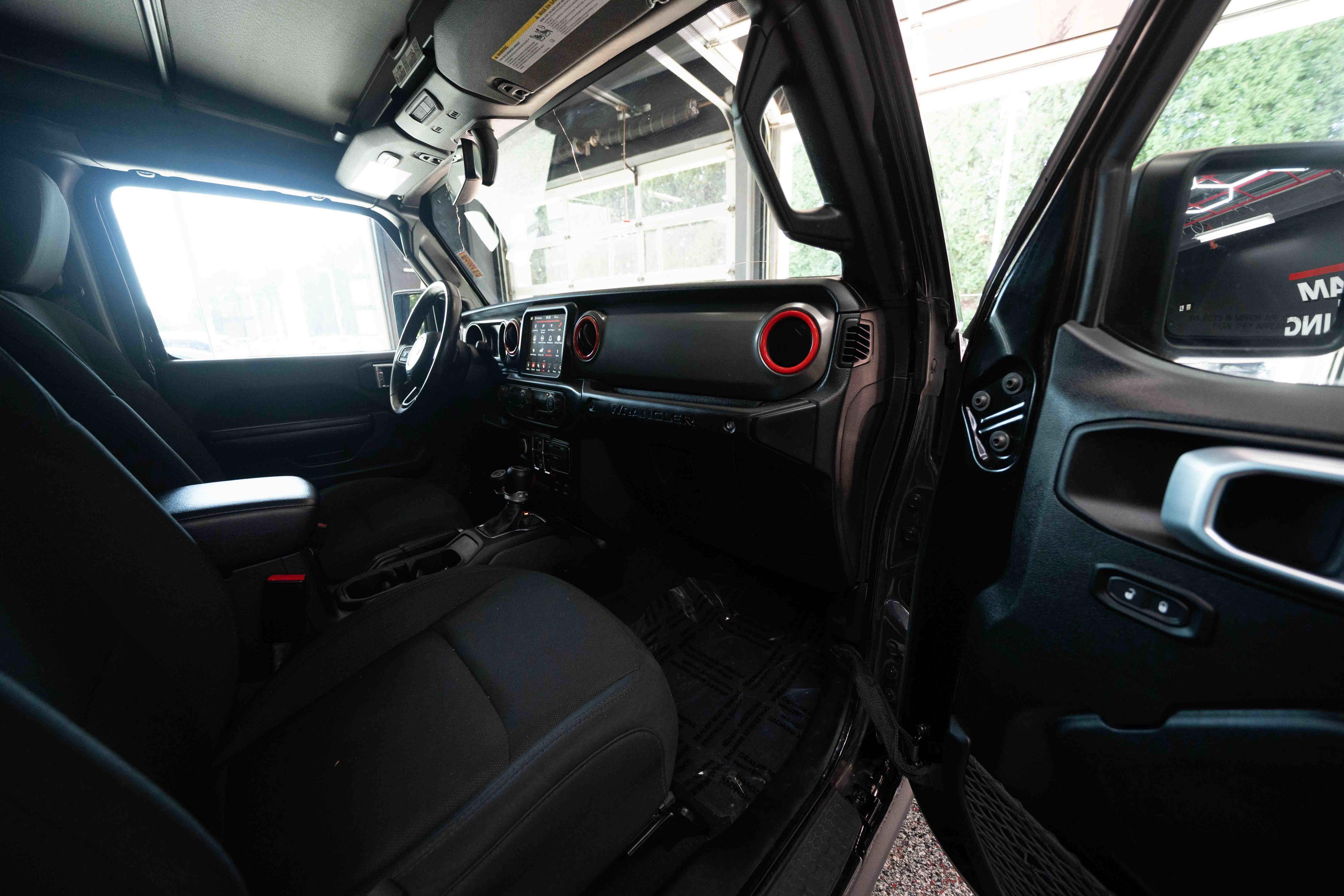 Used 2021 Jeep Wrangler Unlimited Sport AWD/4WD image 26