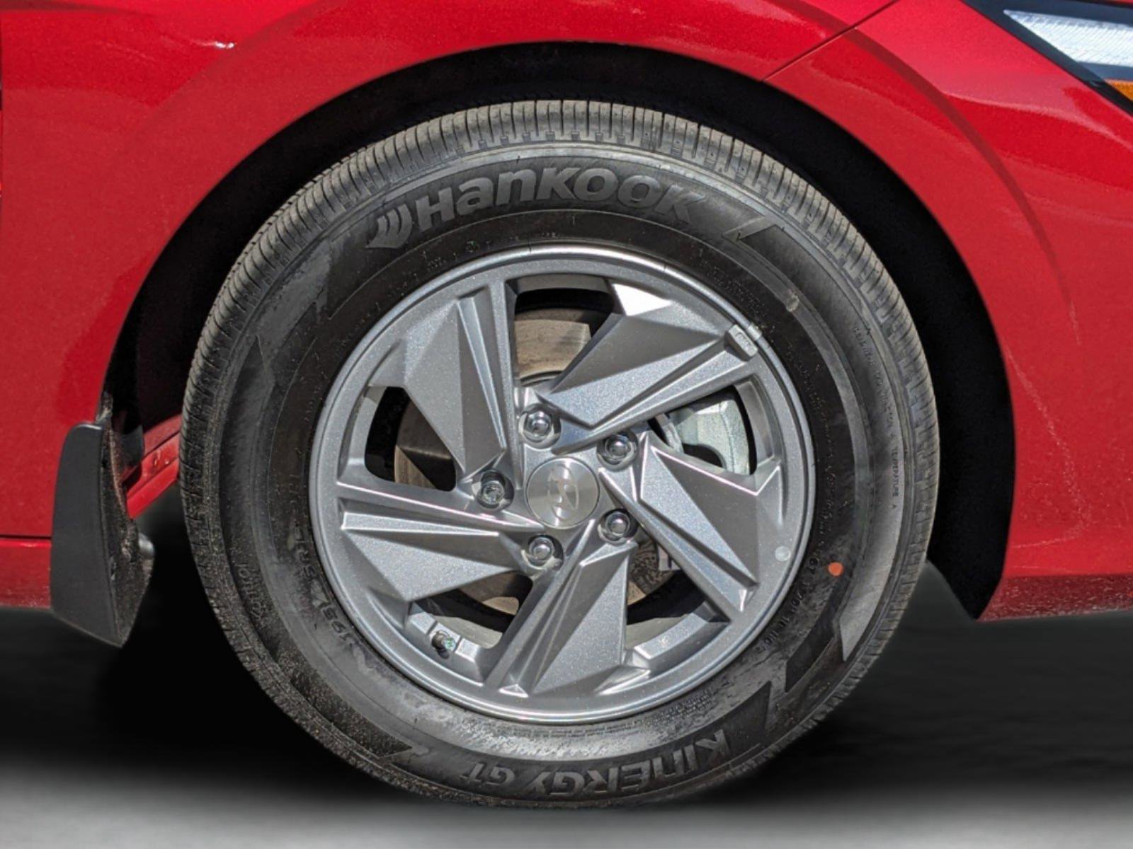 New 2026 Hyundai Elantra SE image 13