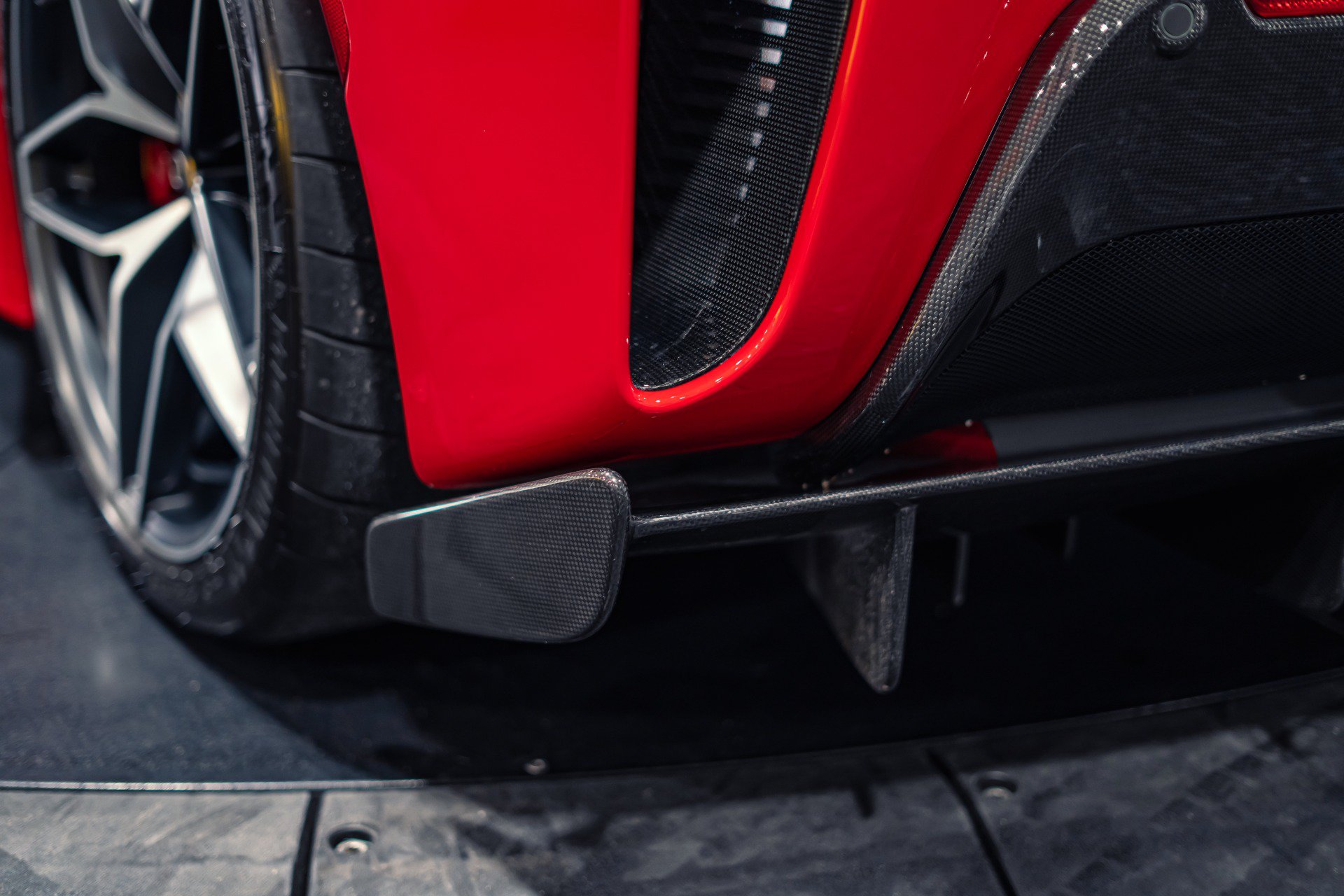 Used 2020 Ferrari 488 Pista Spider RWD image 36