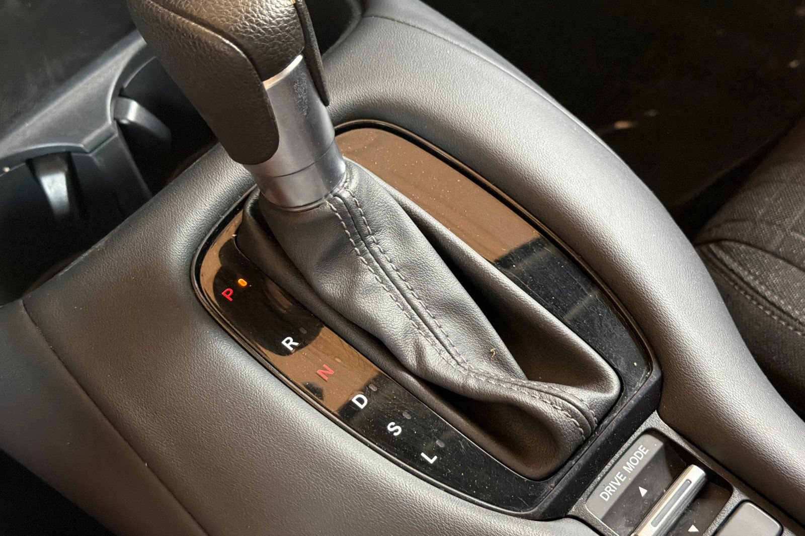Used 2024 Honda HR-V LX image 21
