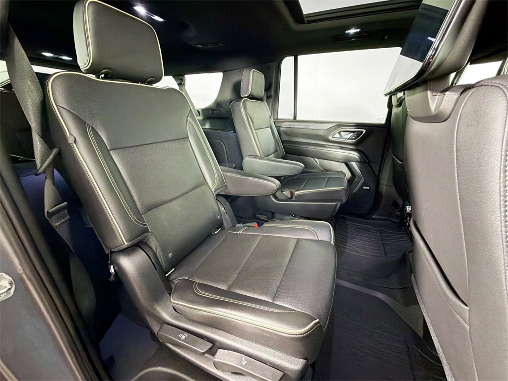 Used 2021 GMC Yukon XL SLT w/ SLT Luxury Plus Package image 28