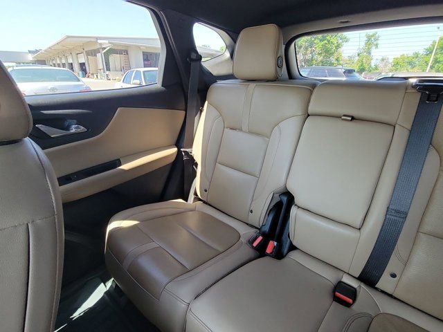 Used 2021 Chevrolet Blazer Premier w/ Driver Confidence II Package FWD image 4