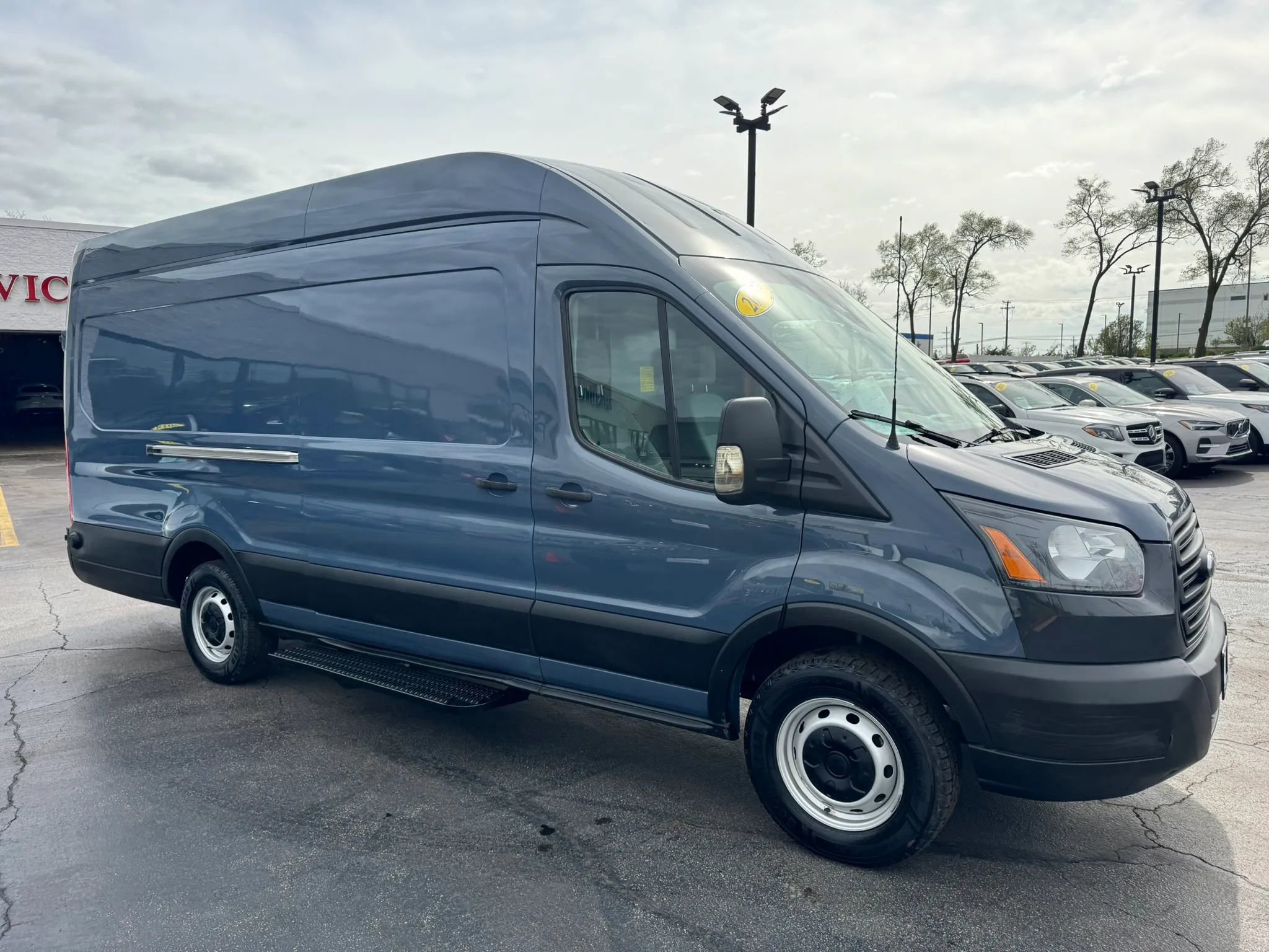 Used 2019 Ford Transit 250 148 High Roof Extended RWD image 6
