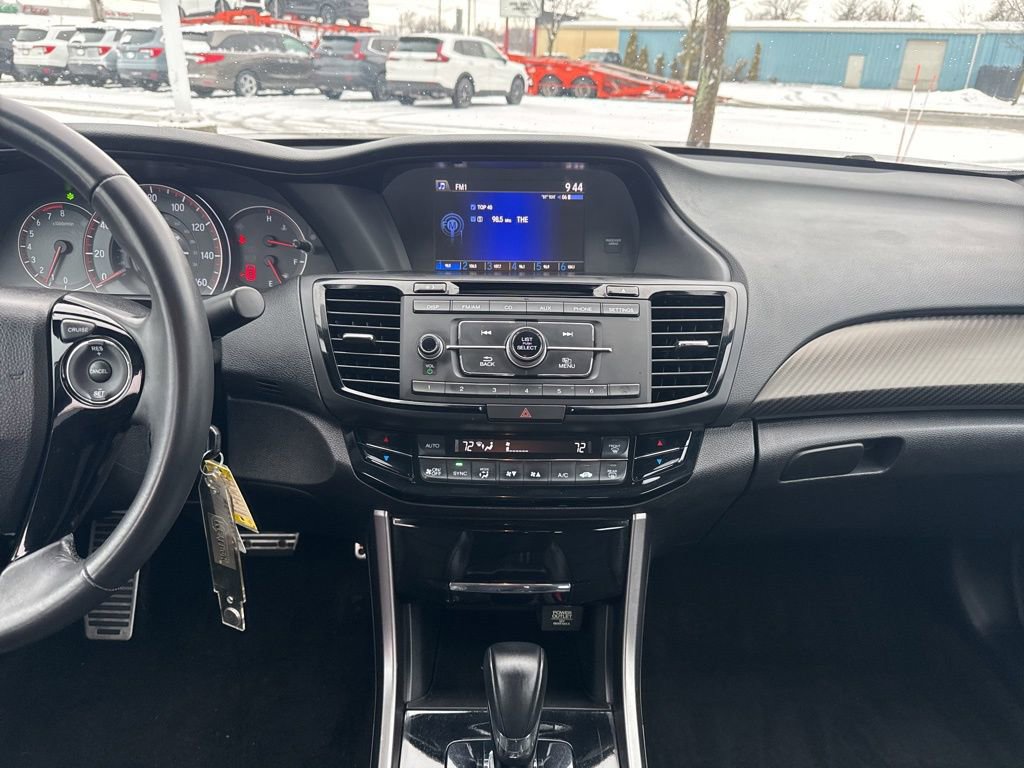 Certified 2017 Honda Accord Sport image 22