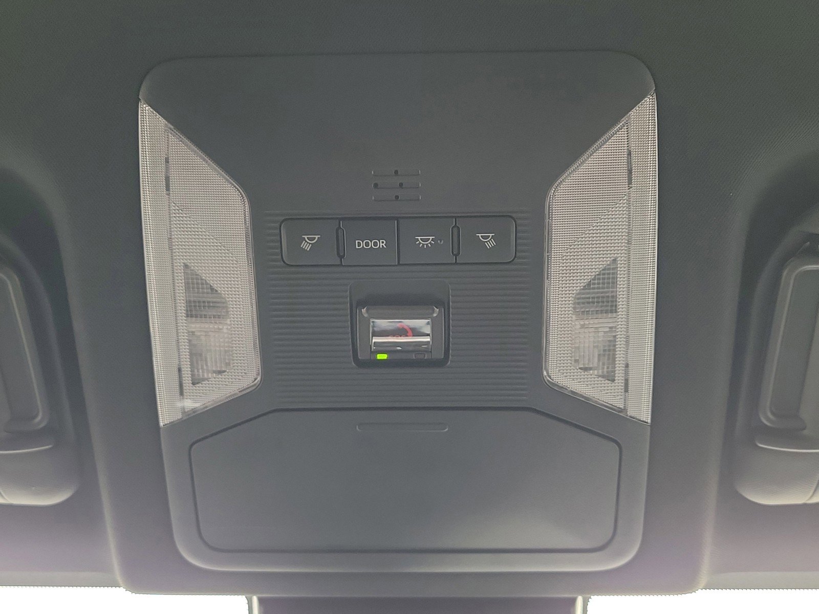 Used 2024 Toyota RAV4 SE AWD/4WD image 34