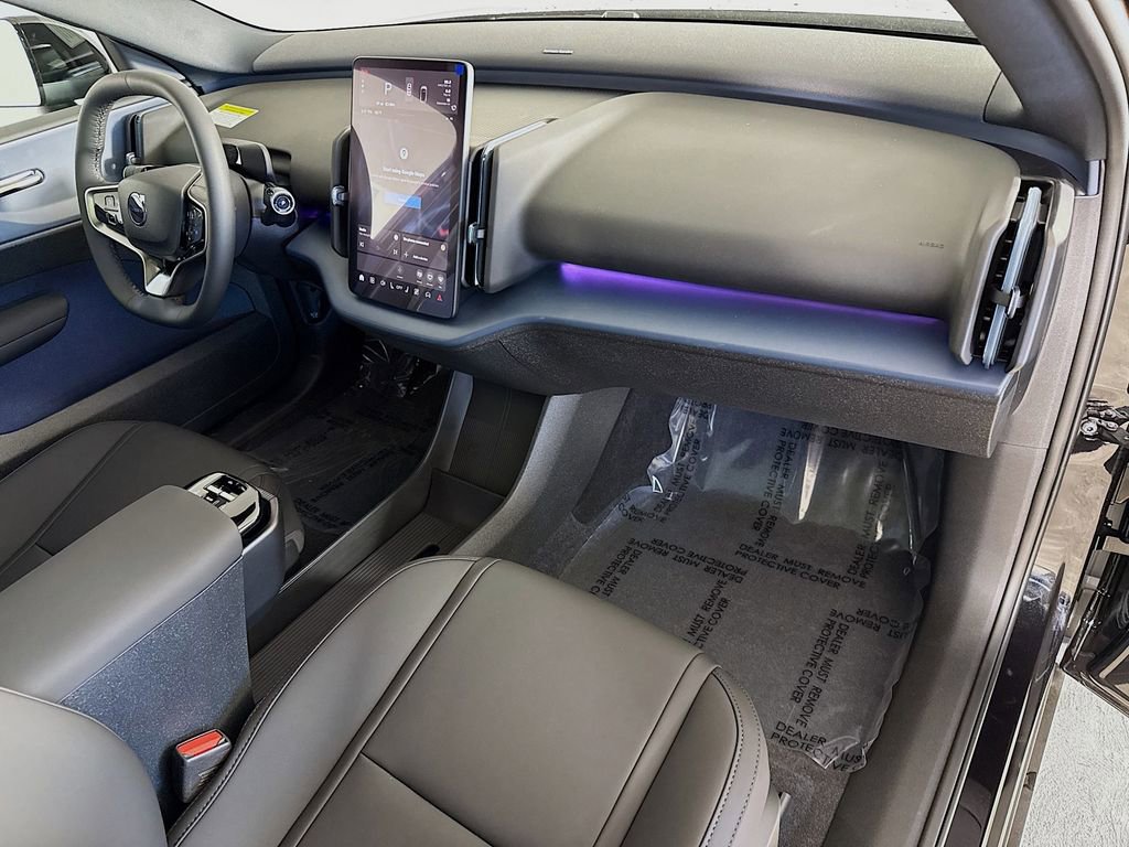 New 2026 Volvo EX30 Cross Country Ultra w/ Protection Package Premier AWD/4WD image 30