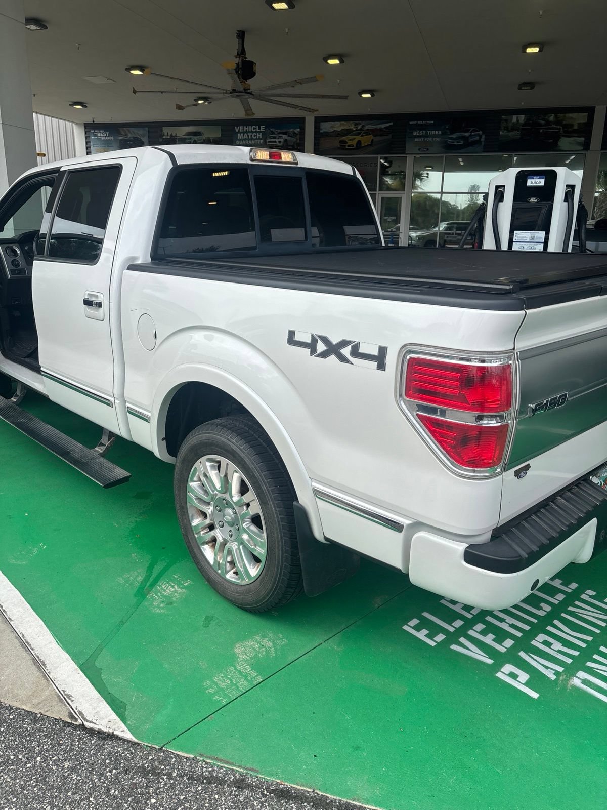 Used 2013 Ford F150 Platinum AWD/4WD image 3
