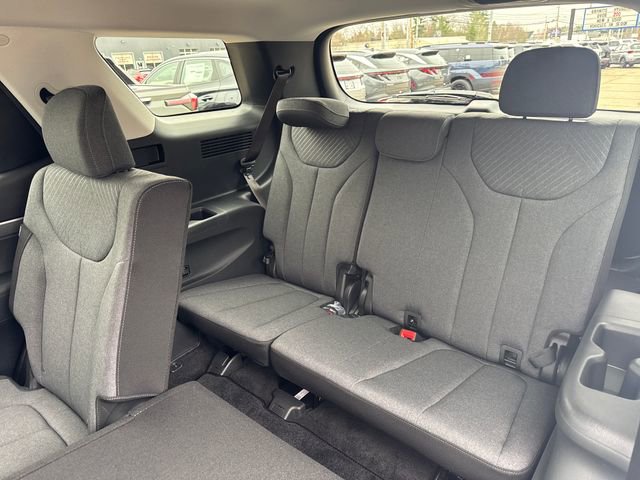 Used 2025 Hyundai Palisade SE image 9